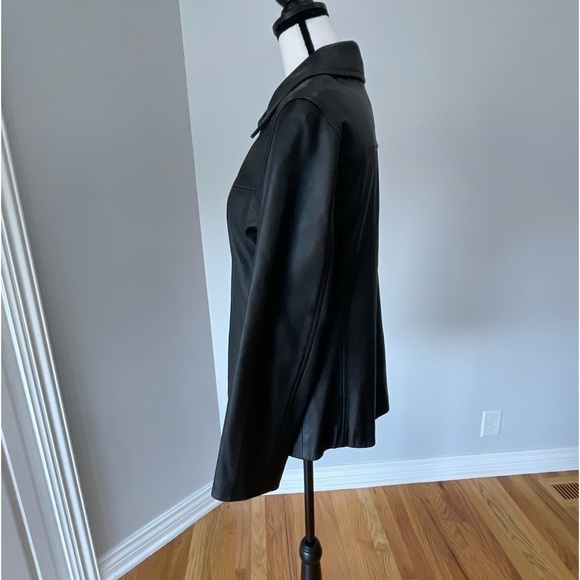Winlit leather zippered jacket in a size medium - Picture 9 of 14